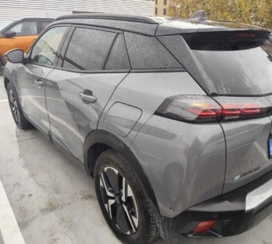 peugeot-e-2008-2024-eletrico-0cc