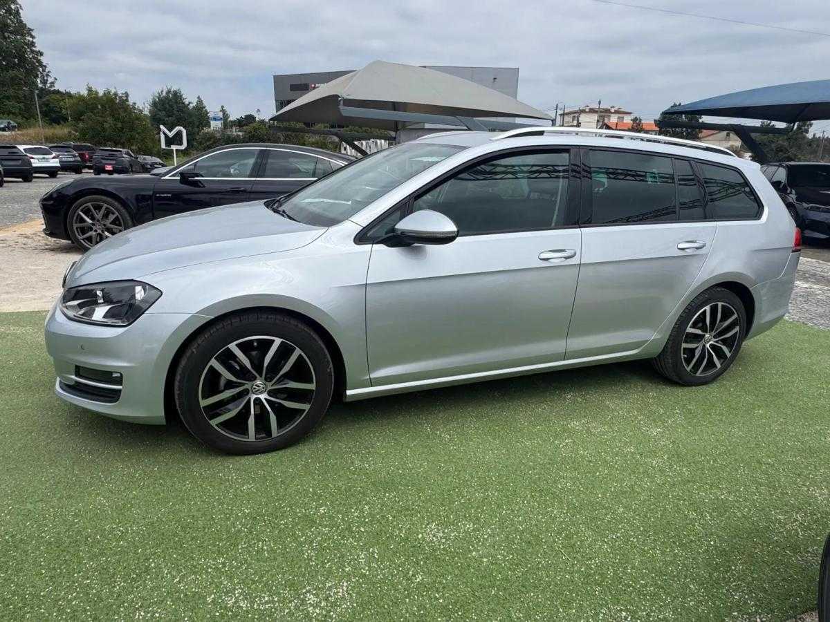 volkswagen-golf-variant-2013-diesel-1598cc