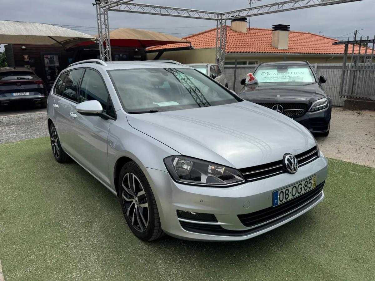 volkswagen-golf-variant-2013-diesel-1598cc