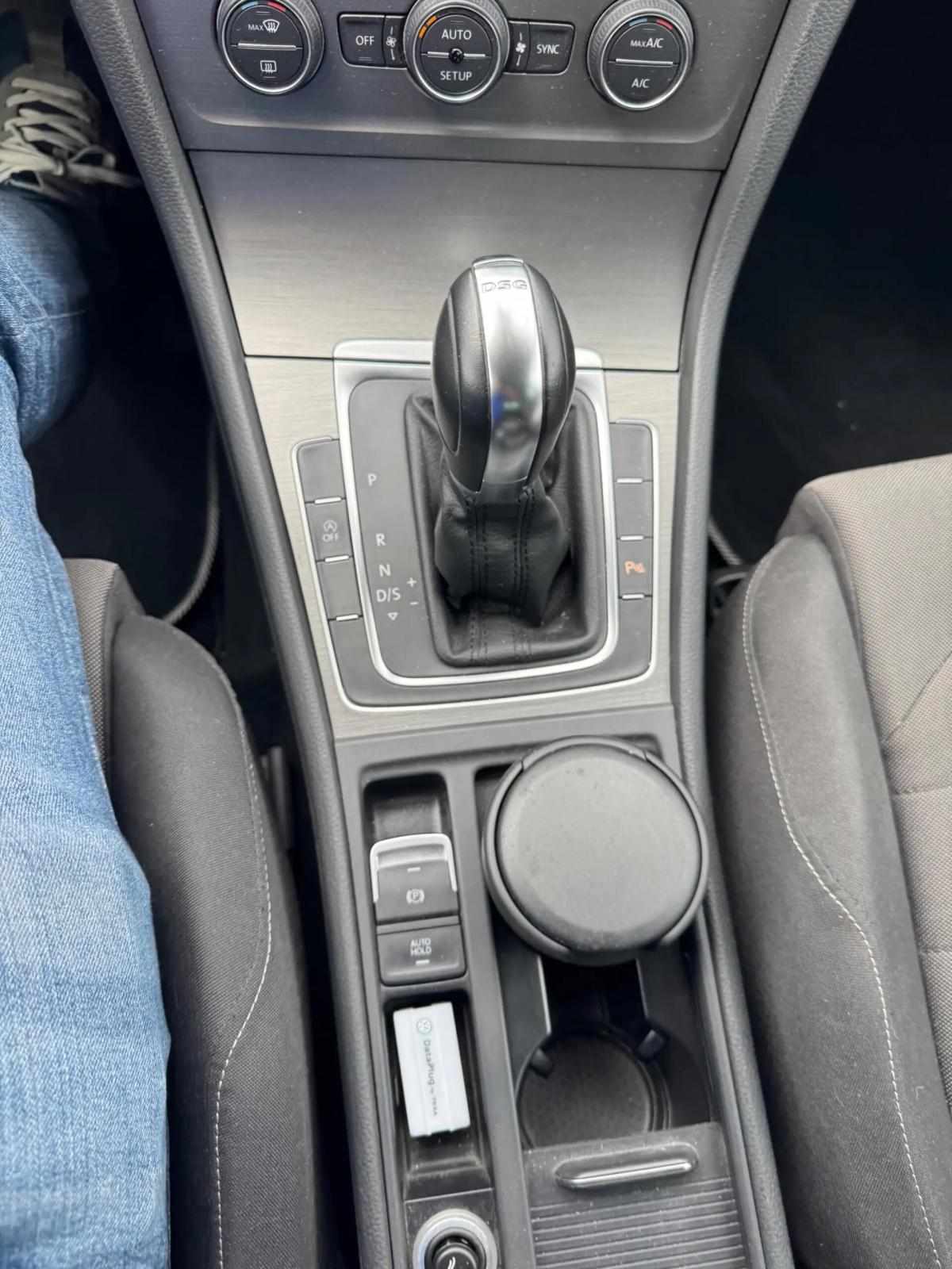 volkswagen-golf-variant-2013-diesel-1598cc
