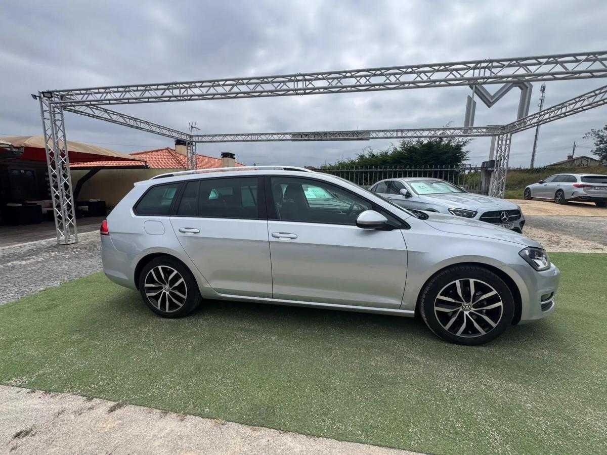volkswagen-golf-variant-2013-diesel-1598cc
