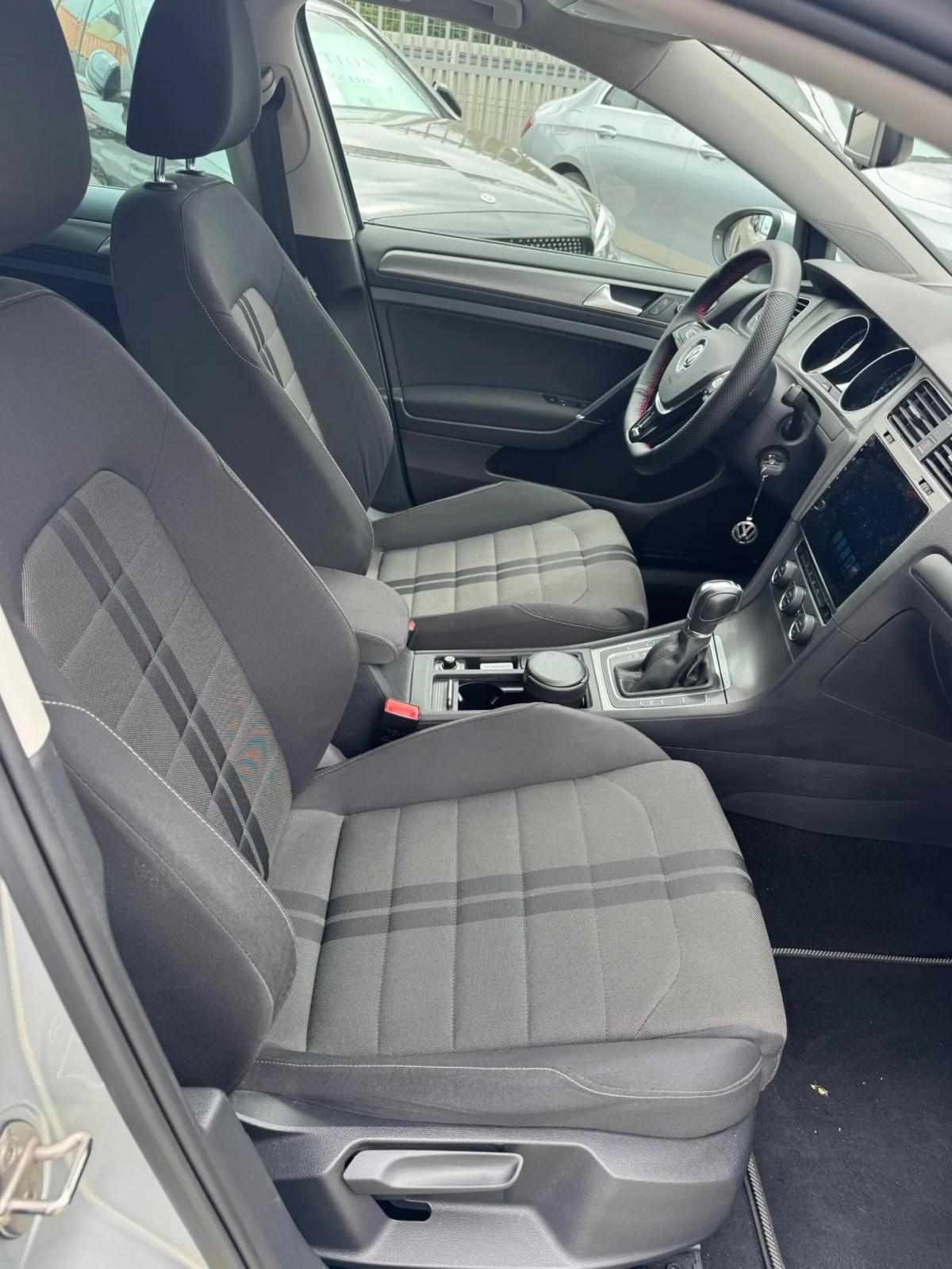 volkswagen-golf-variant-2013-diesel-1598cc