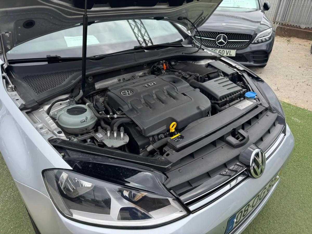 volkswagen-golf-variant-2013-diesel-1598cc