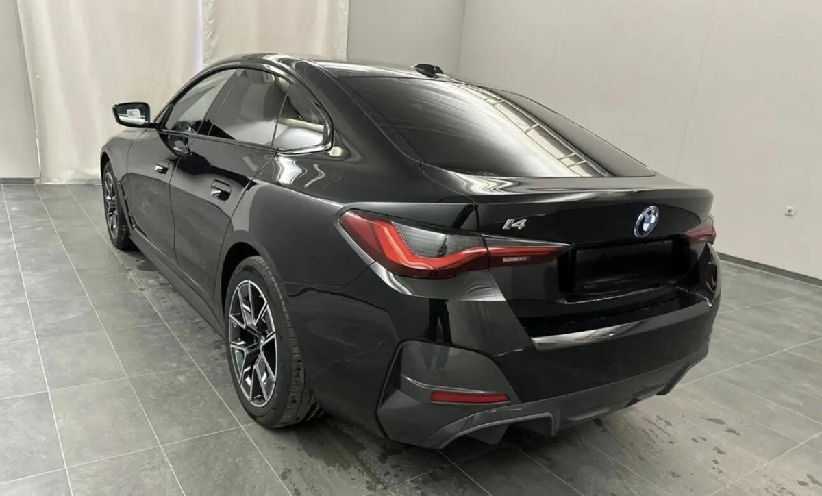 bmw-serie-i-i4-edrive40-2023-eletrico-0cc