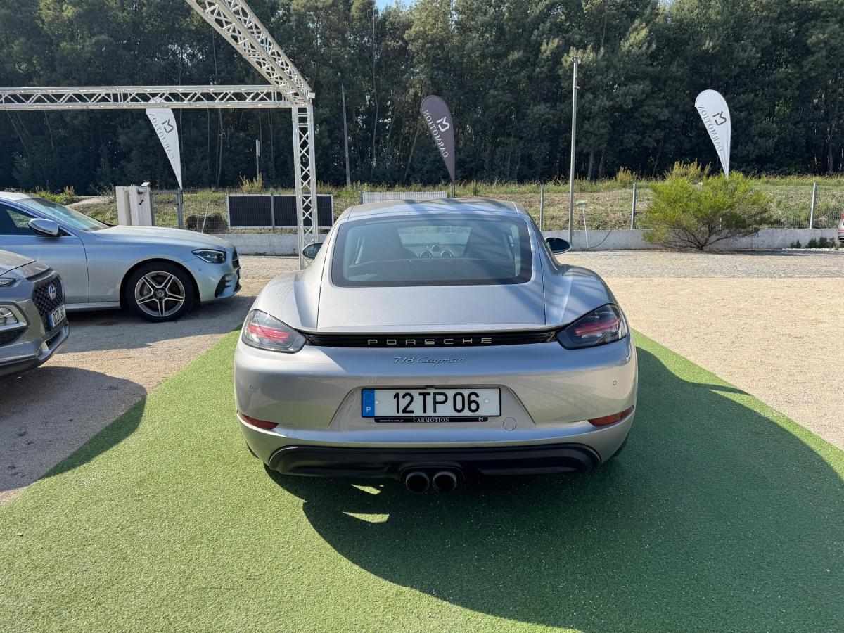 porsche-718-2017-gasolina-1988cc