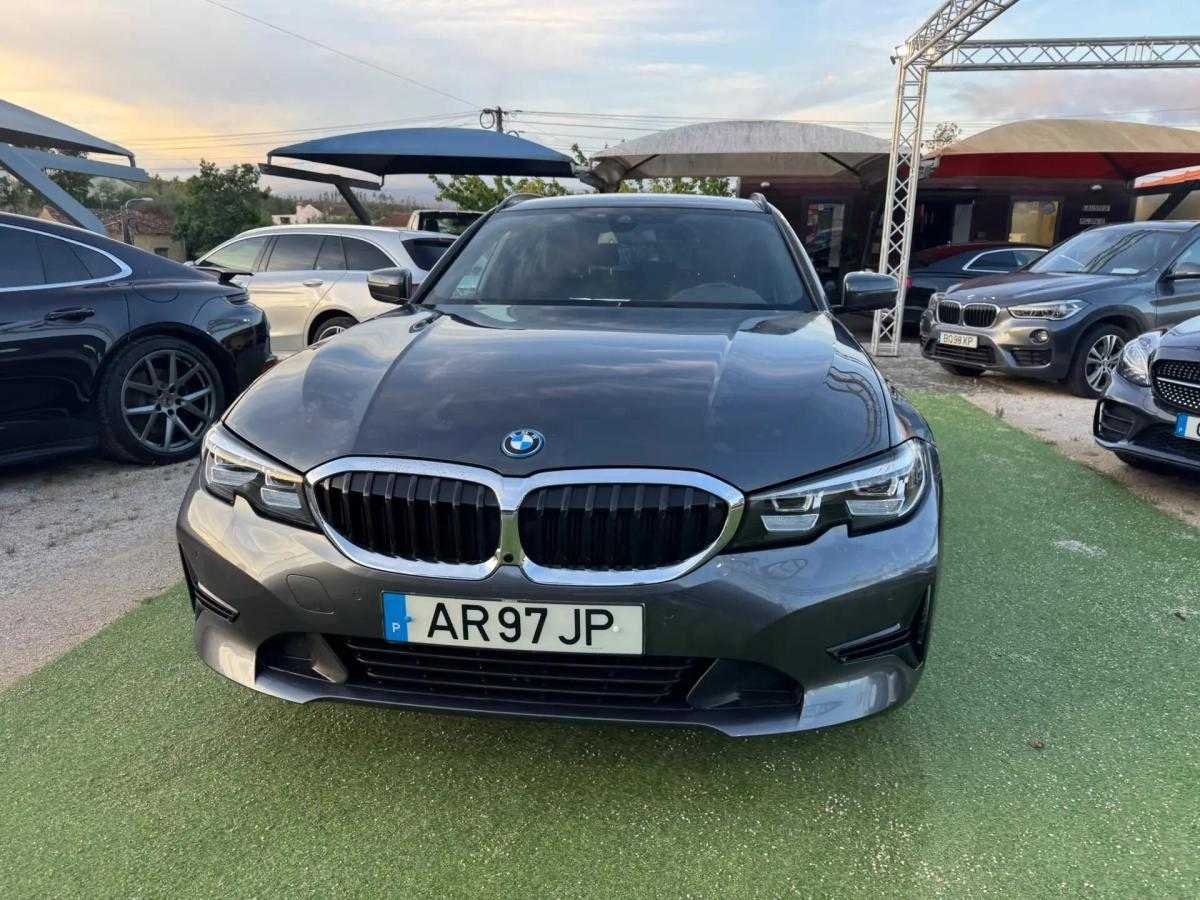 bmw-serie-3-2022-hibrido-a-gasolina-1998cc