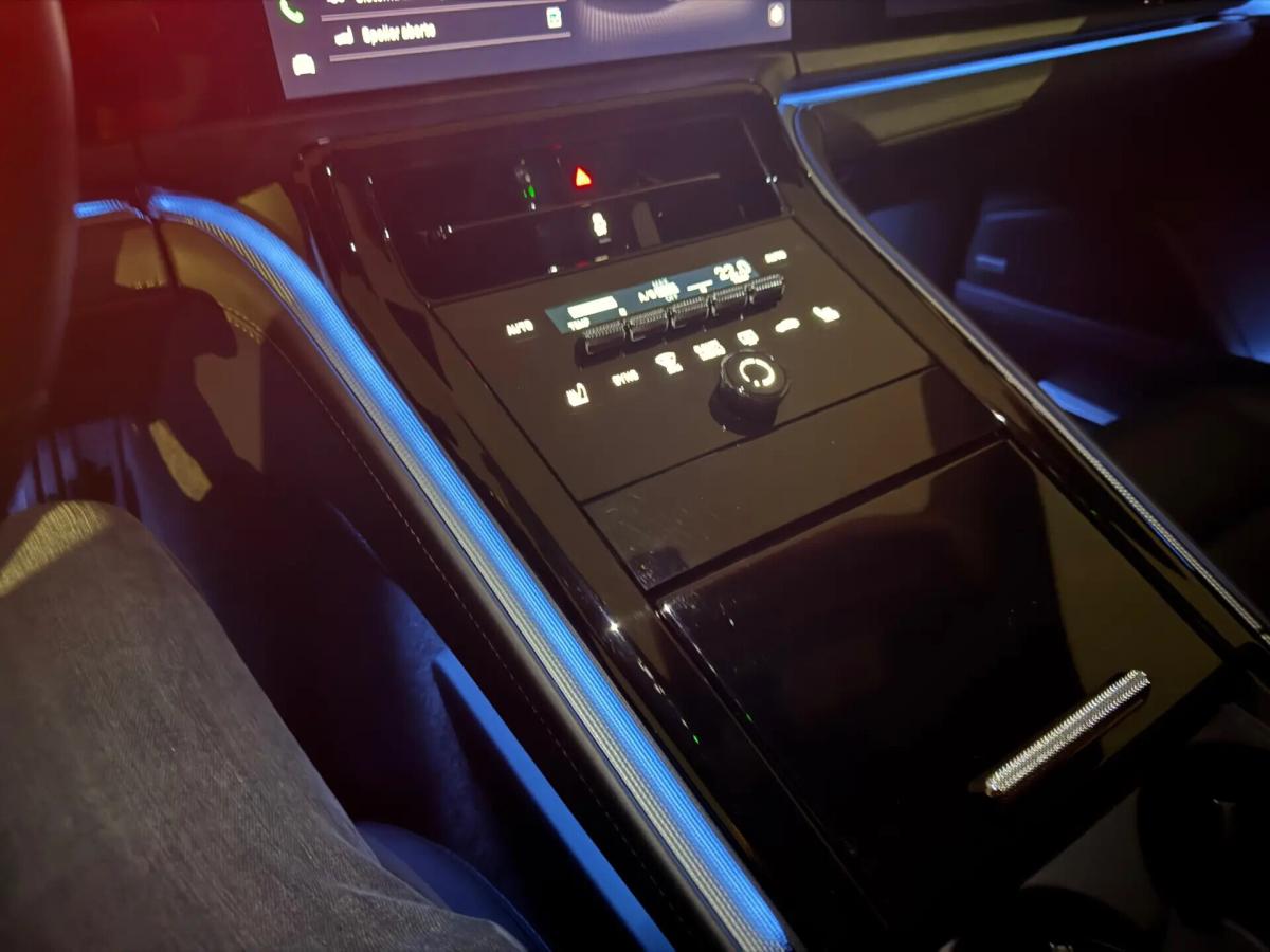 porsche-panamera-2025-hibrido-a-gasolina-2894cc
