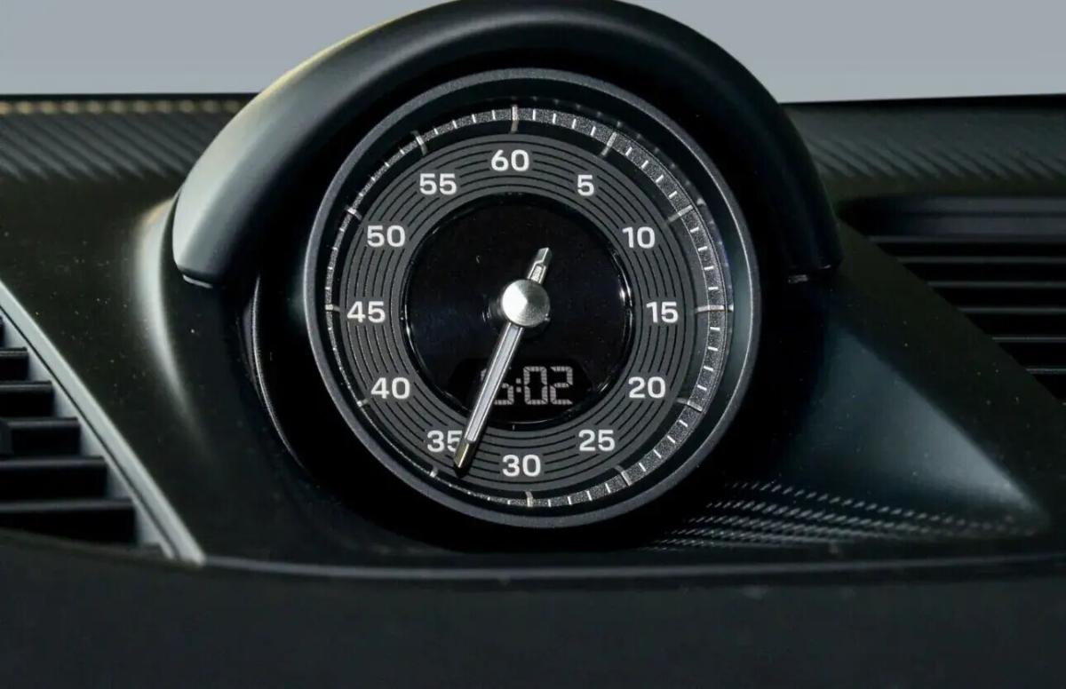 porsche-panamera-2025-hibrido-a-gasolina-2894cc