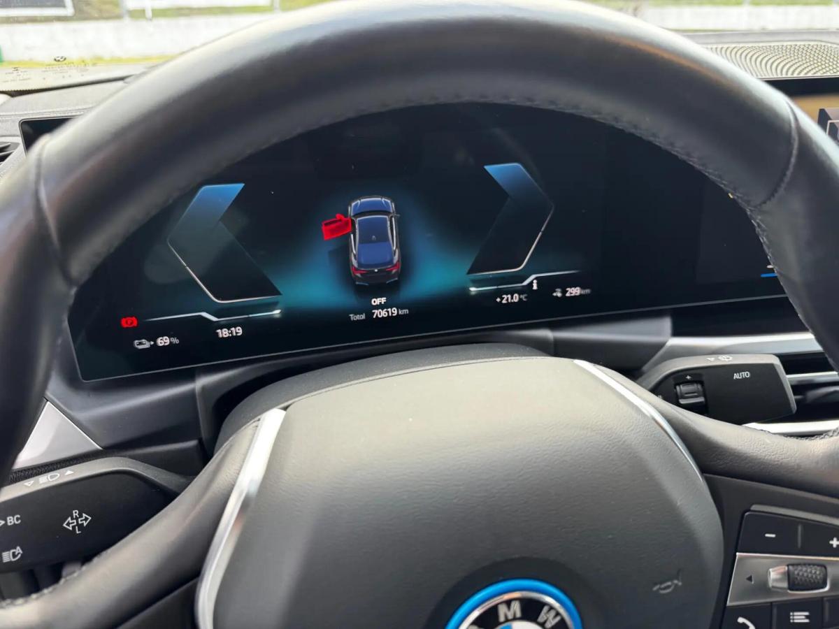 bmw-serie-i-i4-edrive40-2022-eletrico-0cc