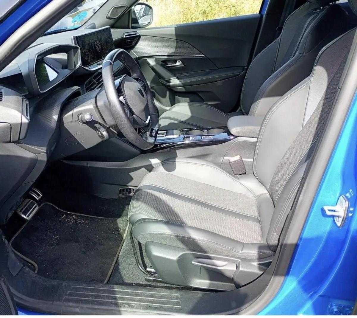 peugeot-e-2008-2024-eletrico-0cc
