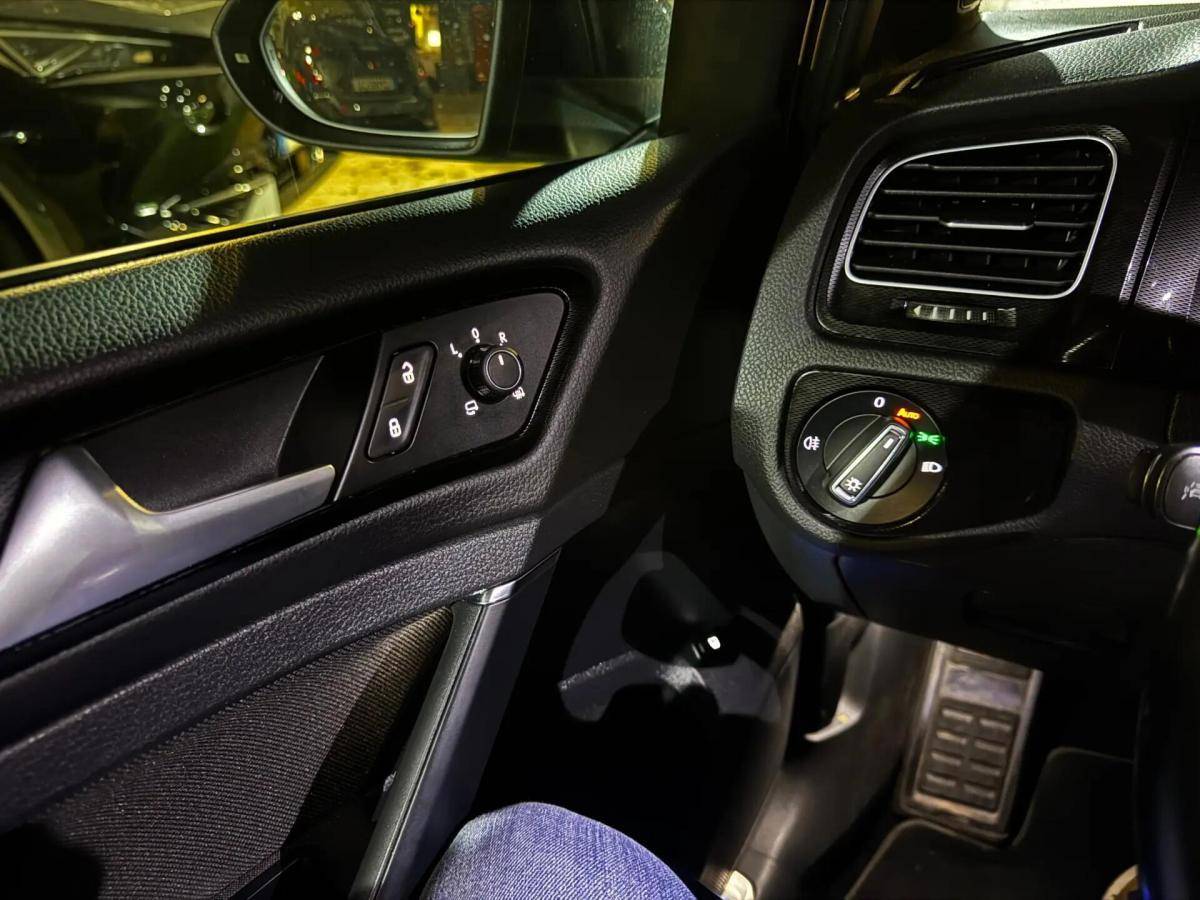 volkswagen-golf-2015-hibrido-a-gasolina-1395cc