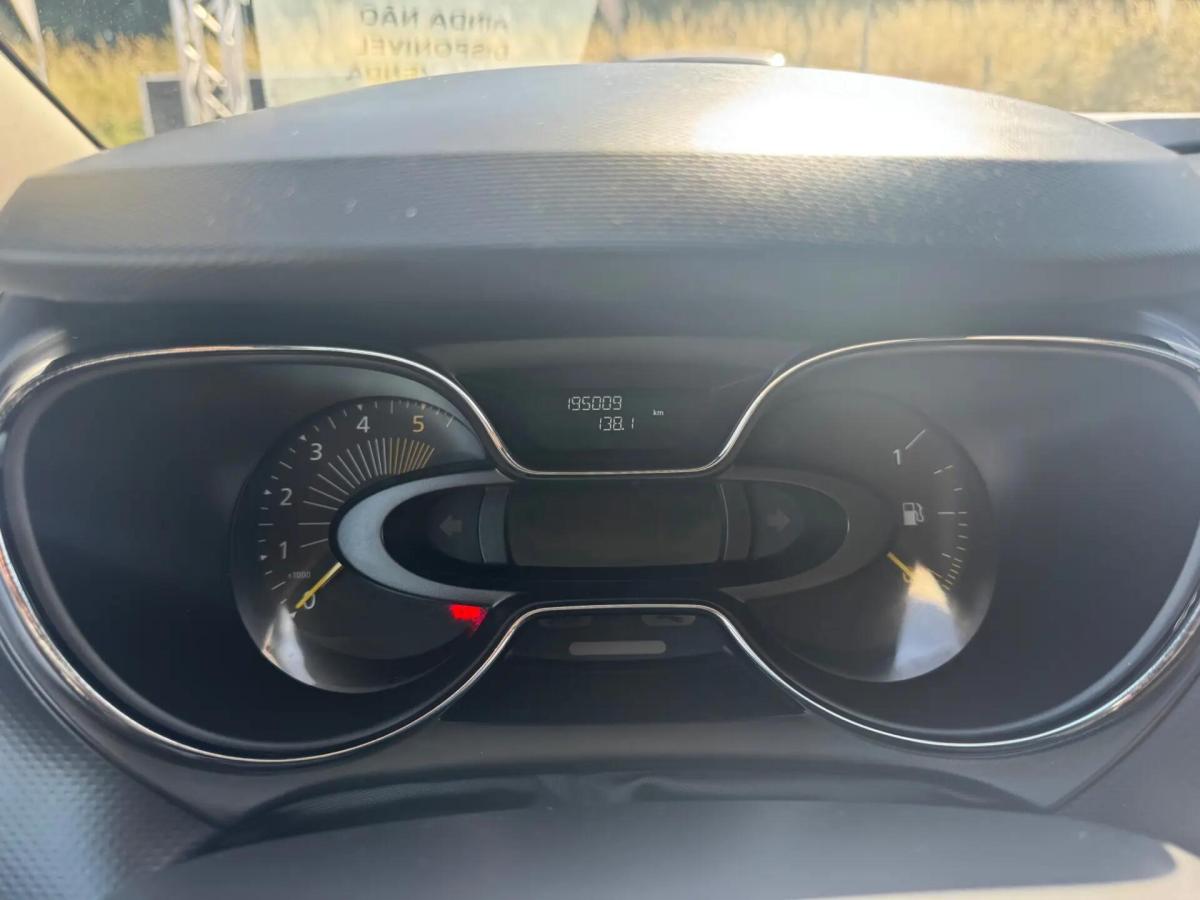 renault-captur-2015-diesel-1461cc
