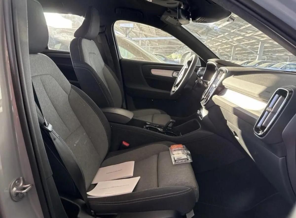 volvo-xc40-2023-hibrido-a-gasolina-1477cc