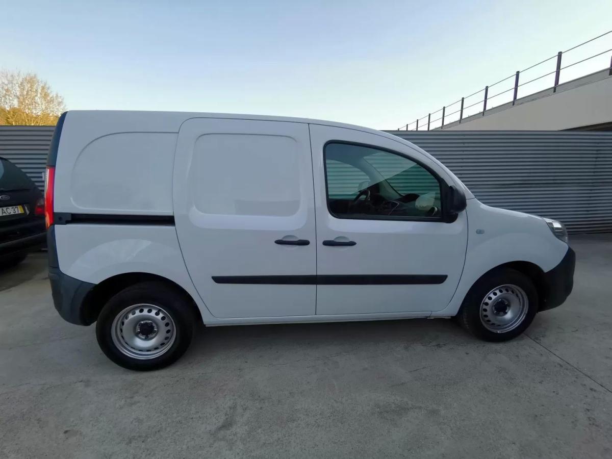 renault-kangoo-2019-diesel-1500cc