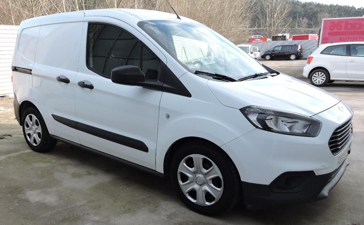 ford-transit-courier-2022-diesel-1499cc