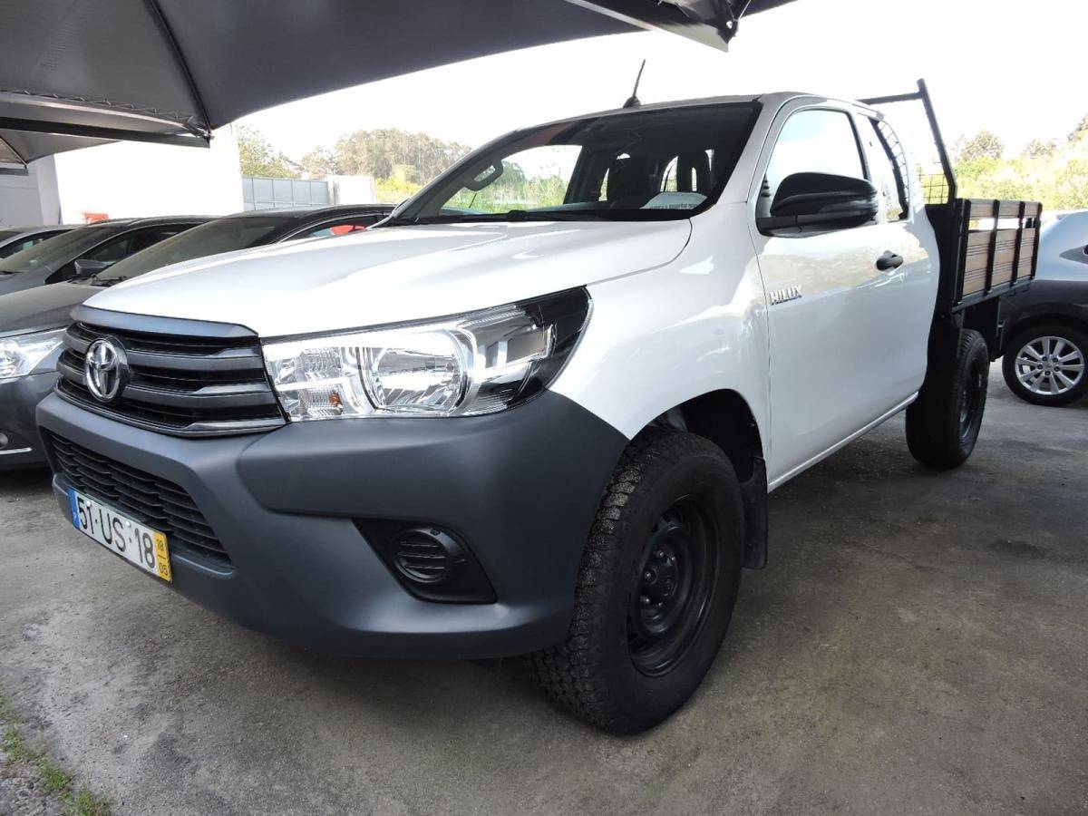 toyota-hilux-2018-diesel-2393cc