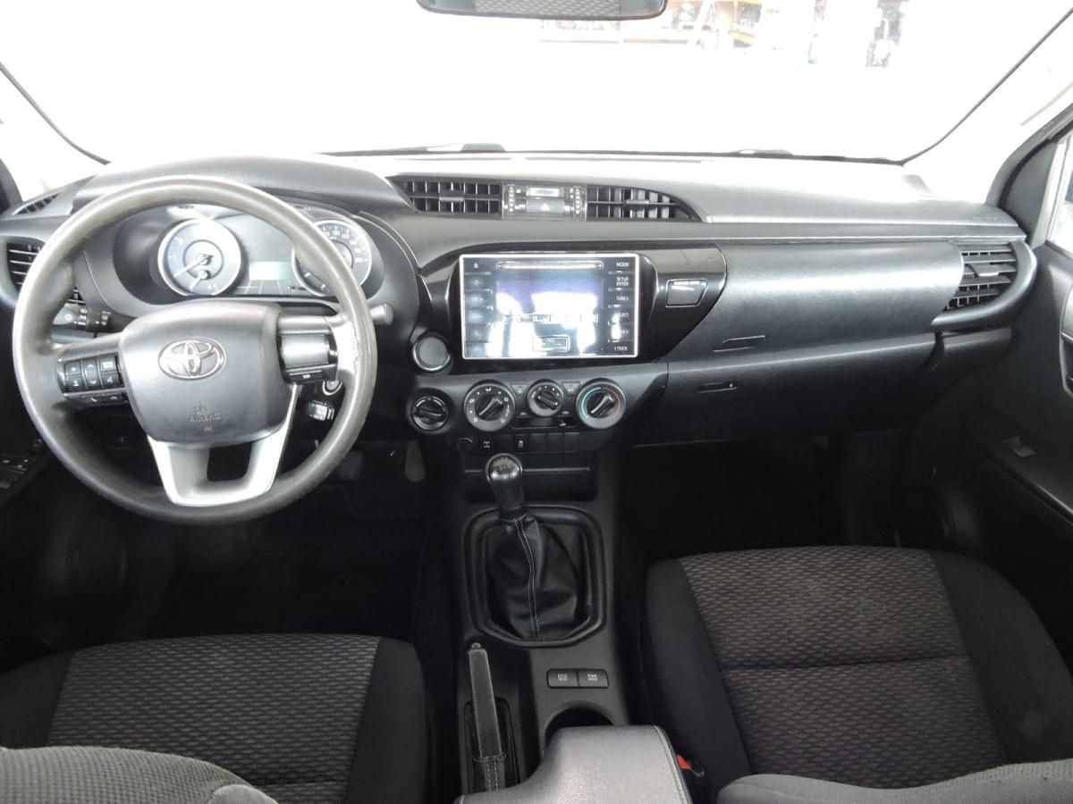 toyota-hilux-2018-diesel-2393cc
