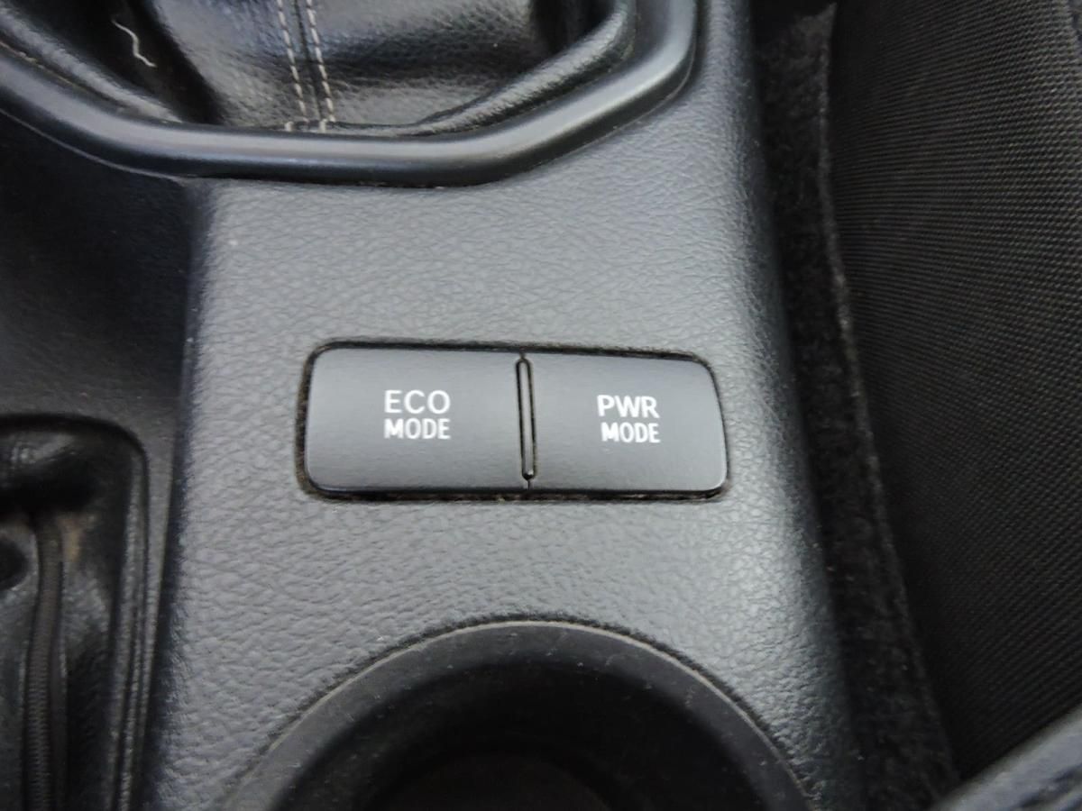 toyota-hilux-2018-diesel-2393cc