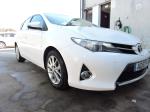 toyota-auris-2015-diesel-1364cc