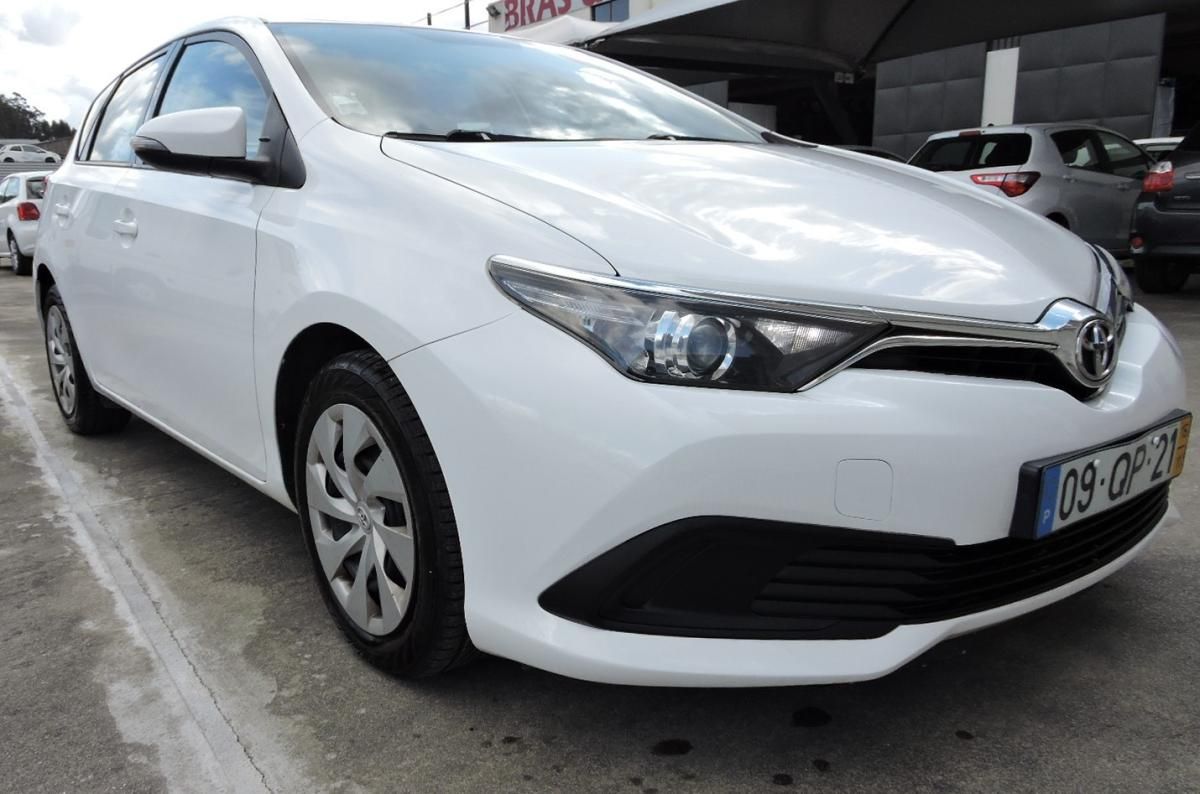 toyota-auris-2015-diesel-1364cc