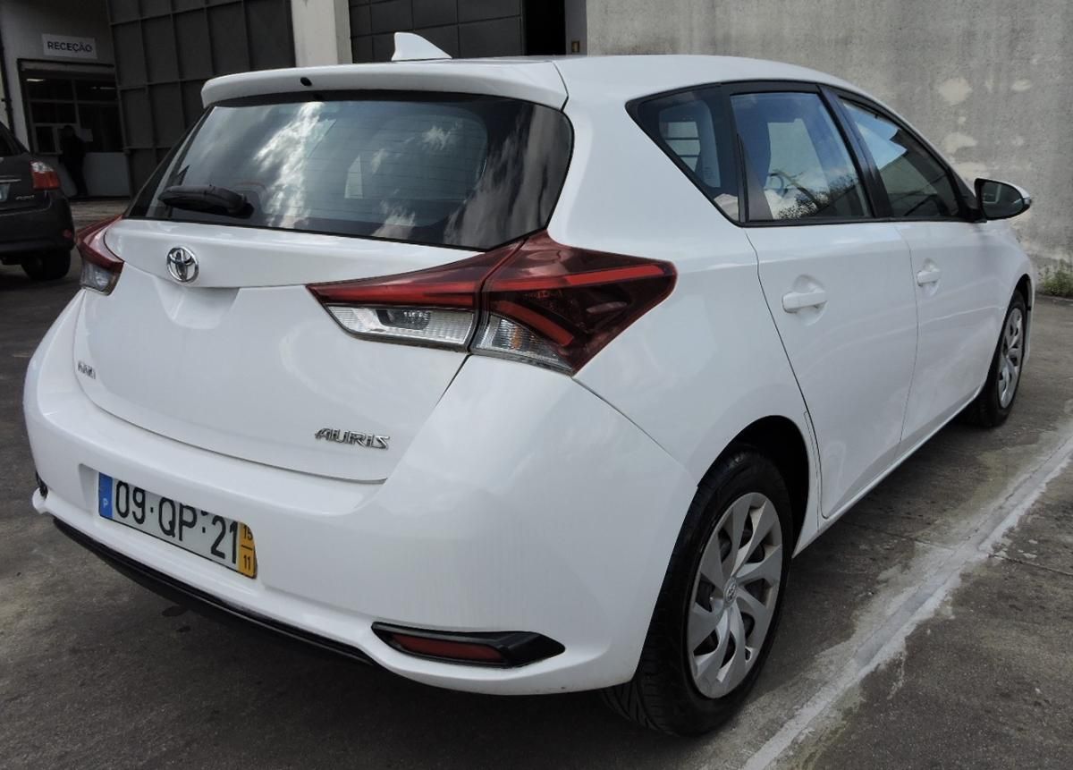 toyota-auris-2015-diesel-1364cc
