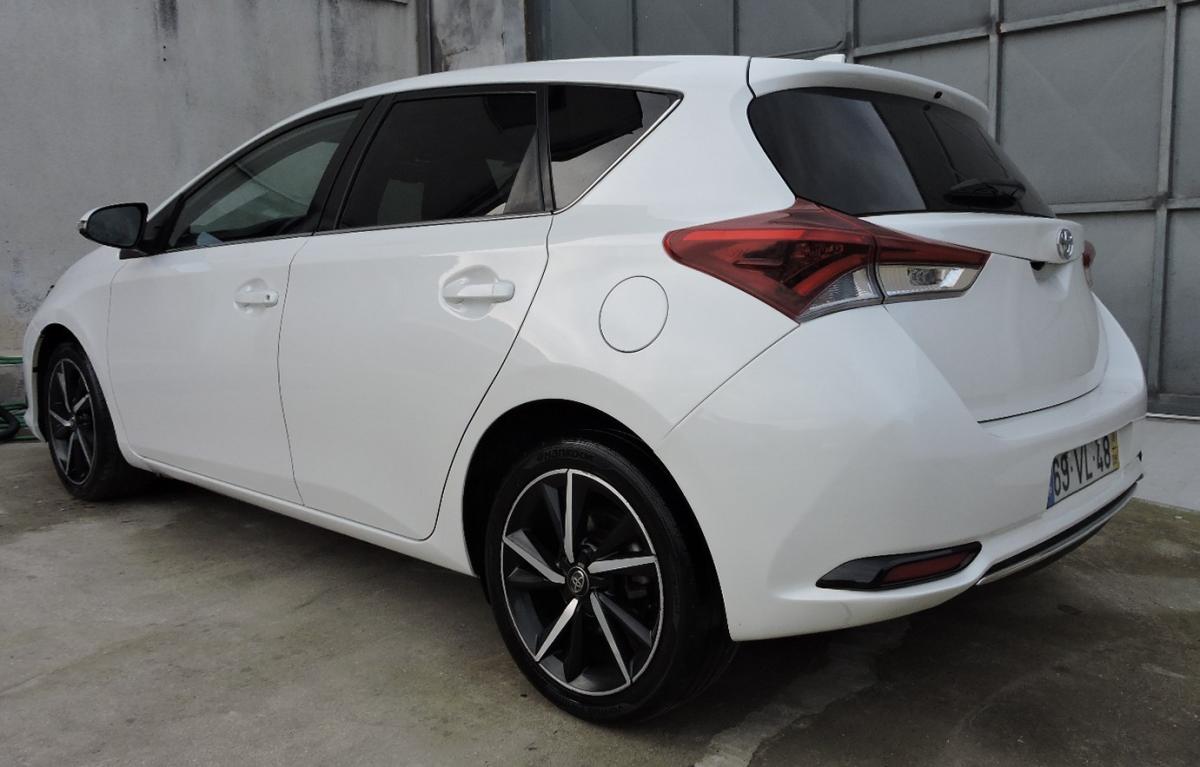 toyota-auris-2018-diesel-1364cc