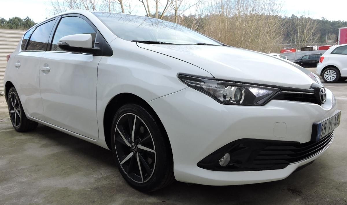 toyota-auris-2018-diesel-1364cc