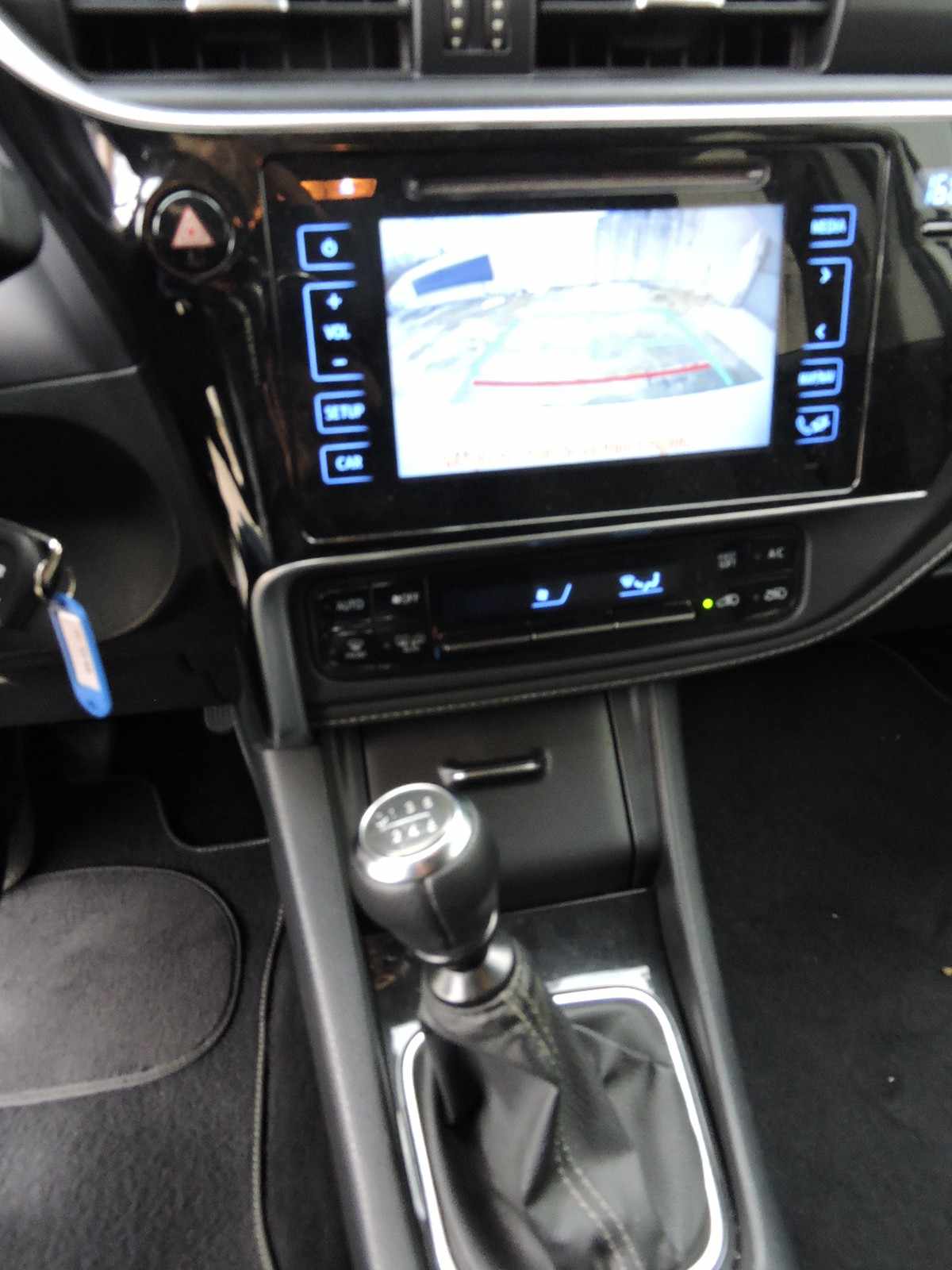 toyota-auris-2018-diesel-1364cc