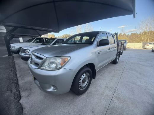 toyota-hilux-2005-diesel-2500cc