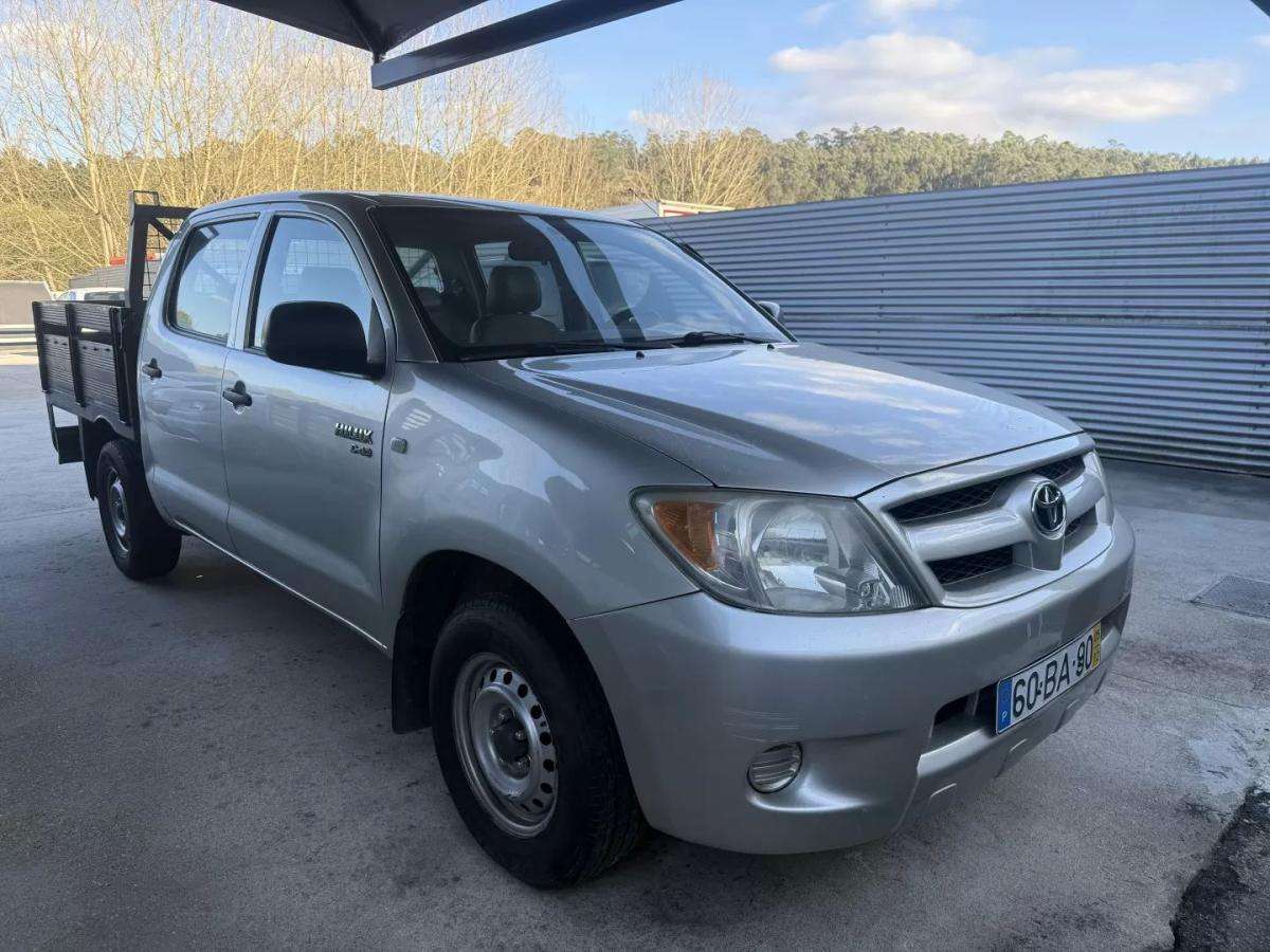 toyota-hilux-2005-diesel-2500cc