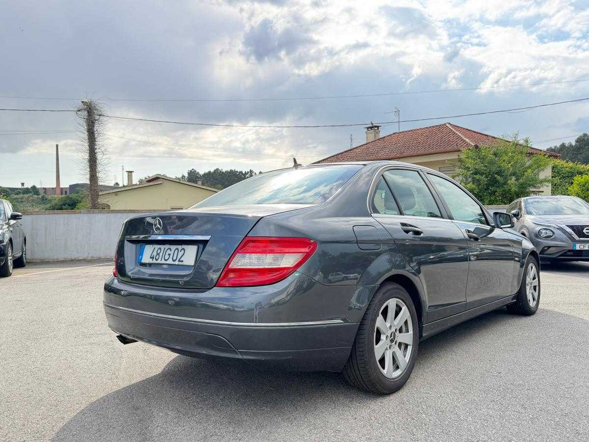 mercedes-benz-classe-c-2009-diesel-2148cc