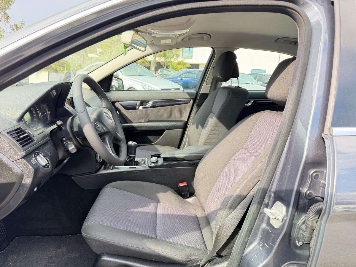 mercedes-benz-classe-c-2009-diesel-2148cc