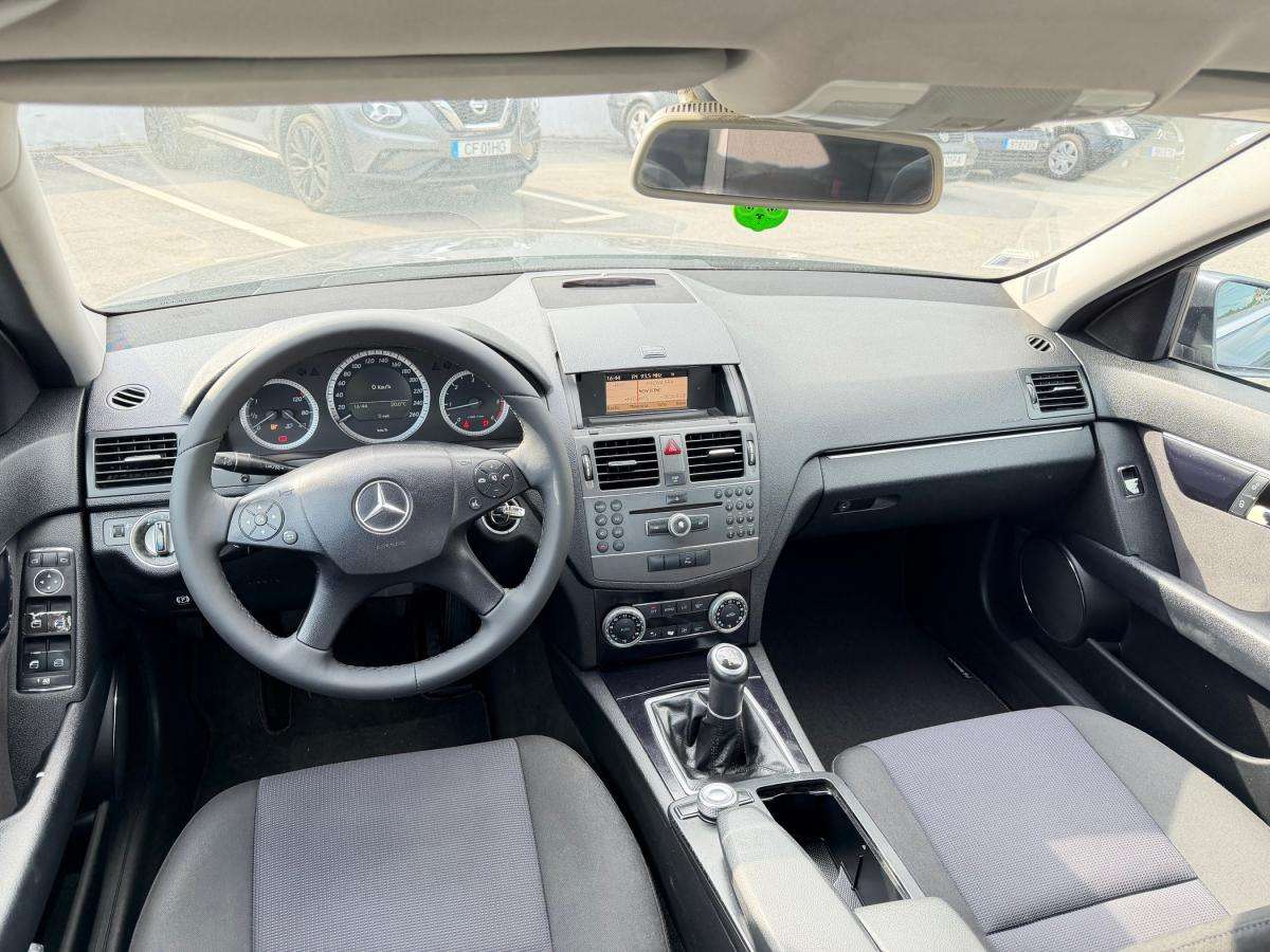 mercedes-benz-classe-c-2009-diesel-2148cc