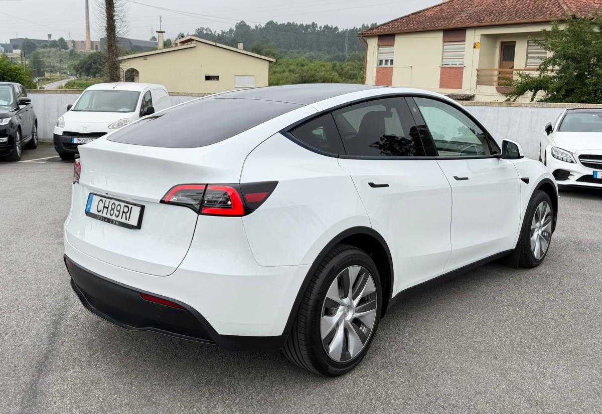 tesla-model-y-2023-eletrico-0cc