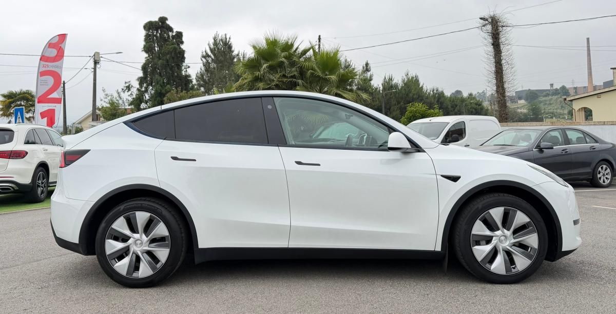 tesla-model-y-2023-eletrico-0cc