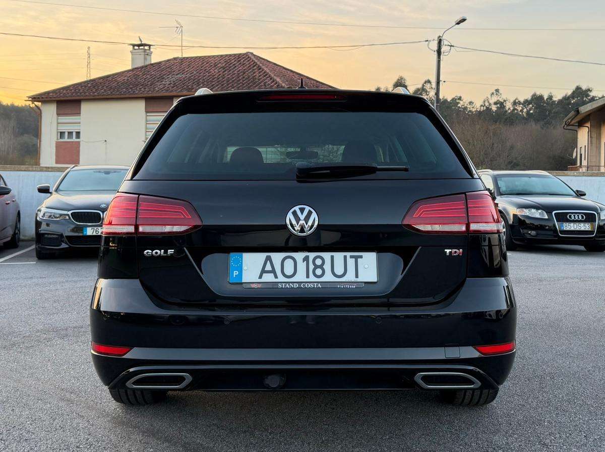 volkswagen-golf-variant-2017-diesel-1598cc