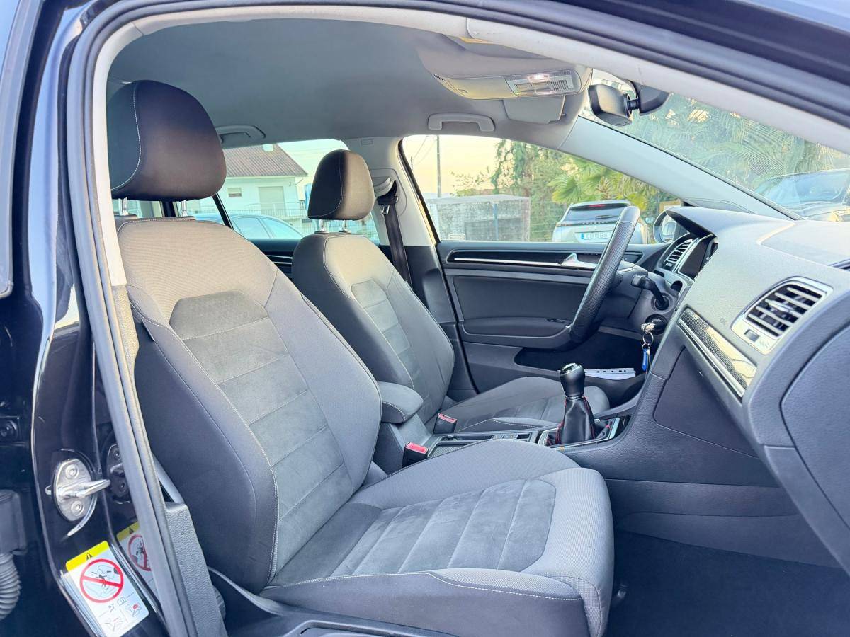 volkswagen-golf-variant-2017-diesel-1598cc