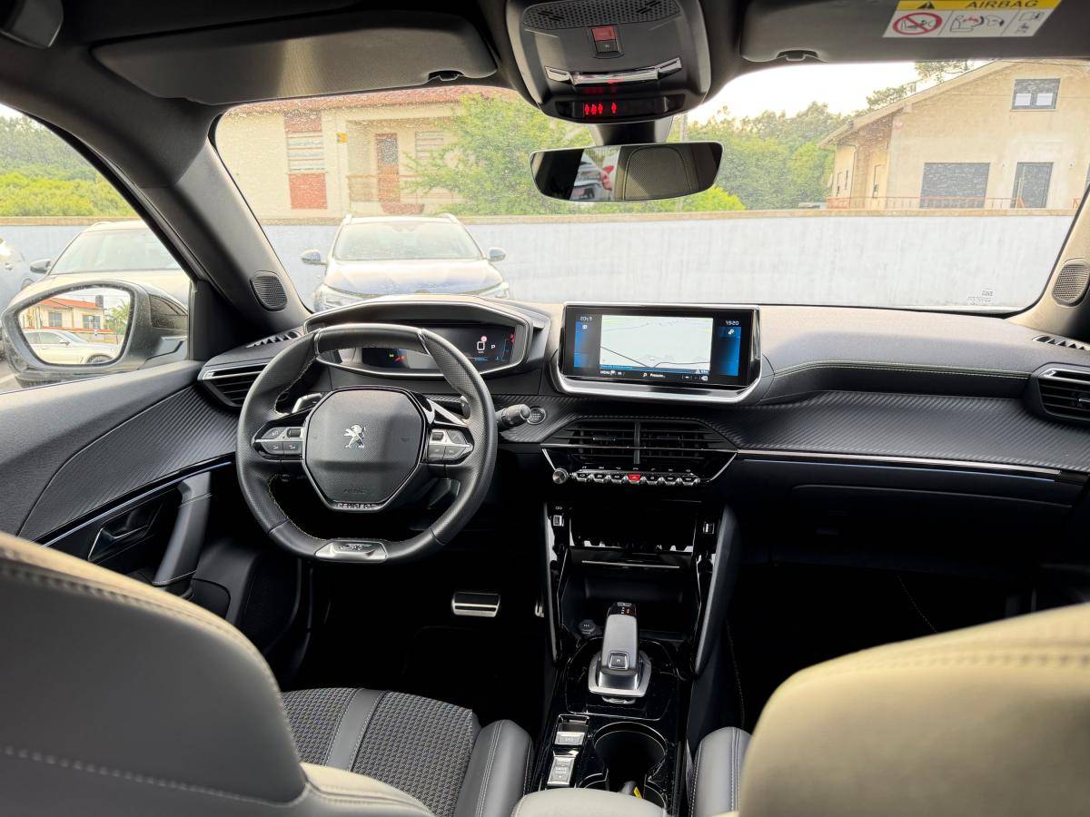 peugeot-2008-2021-gasolina-1199cc