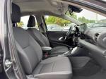 toyota-yaris-2023-hibrido-a-gasolina-1490cc