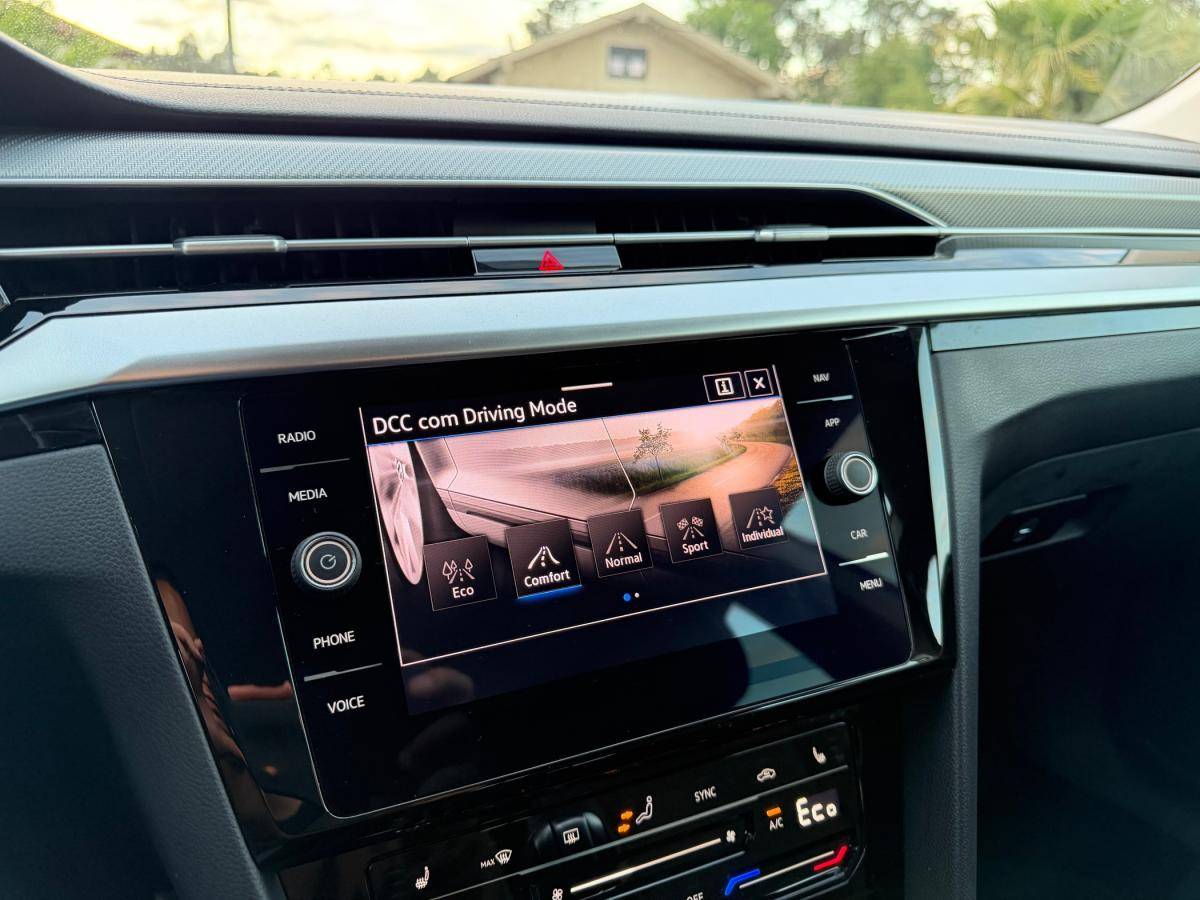 volkswagen-arteon-2021-hibrido-a-gasolina-1395cc