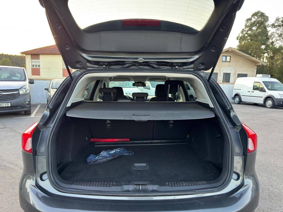 ford-focus-sw-2019-diesel-1499cc