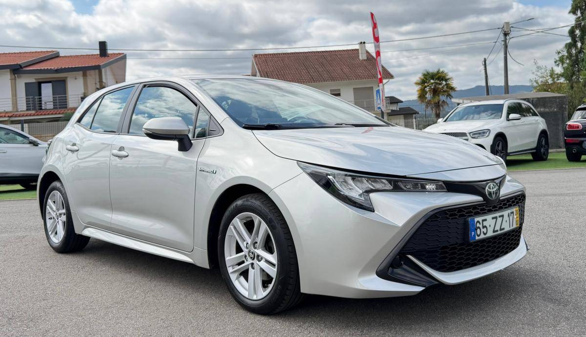 toyota-corolla-2020-hibrido-a-gasolina-1798cc
