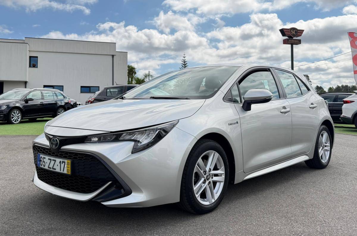 toyota-corolla-2020-hibrido-a-gasolina-1798cc