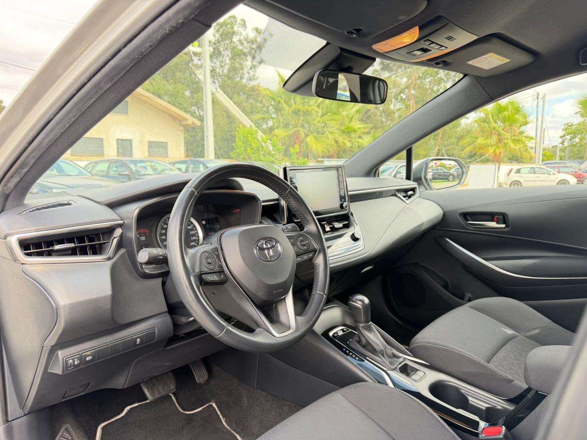 toyota-corolla-2020-hibrido-a-gasolina-1798cc