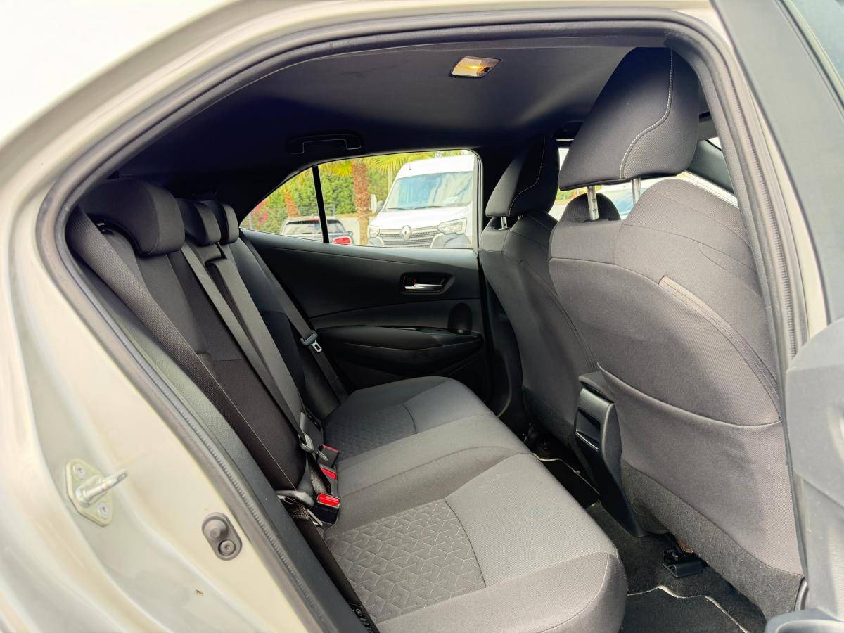 toyota-corolla-2020-hibrido-a-gasolina-1798cc