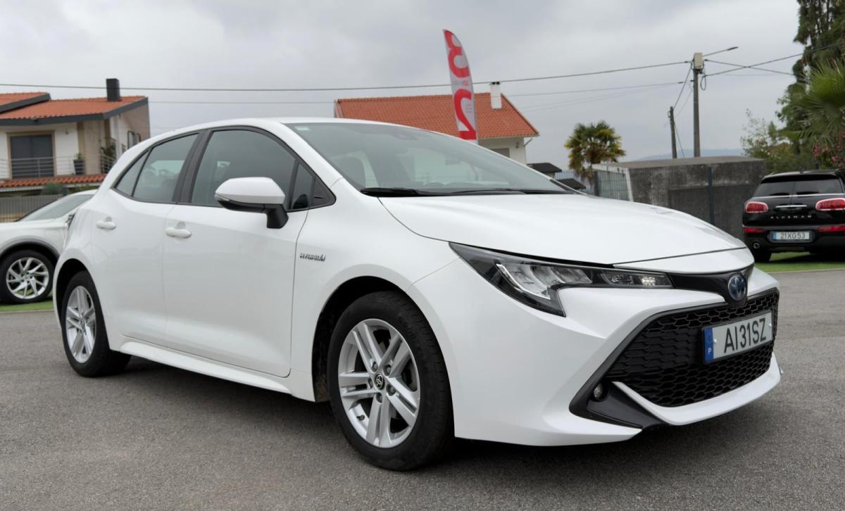 toyota-corolla-2021-hibrido-a-gasolina-1798cc