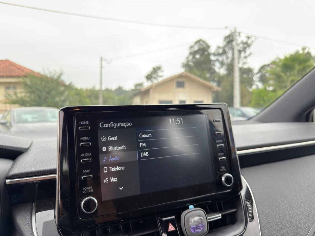 toyota-corolla-2021-hibrido-a-gasolina-1798cc