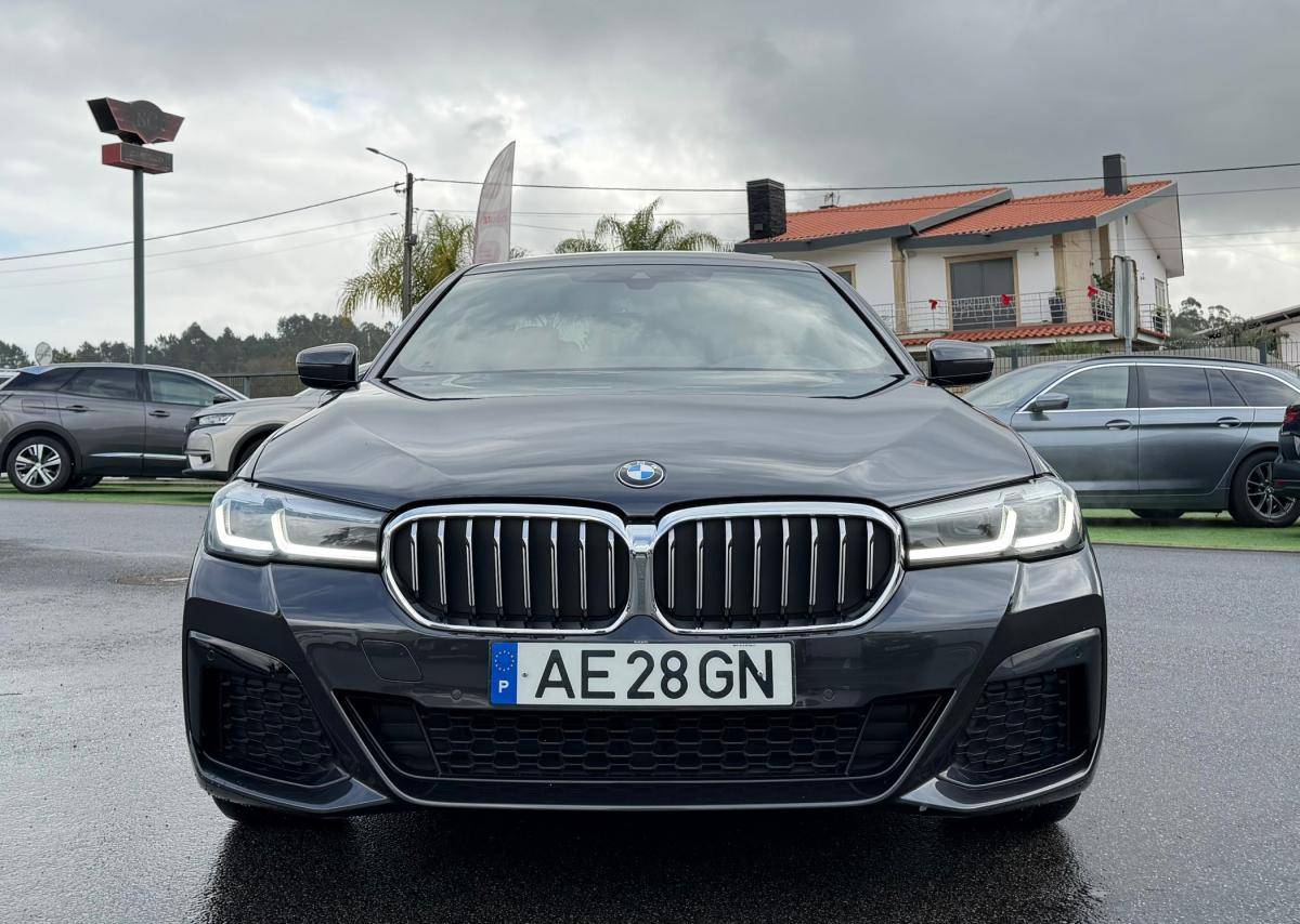 bmw-serie-5-2020-hibrido-a-gasolina-1998cc