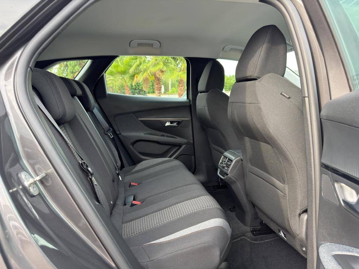 peugeot-3008-2022-diesel-1499cc