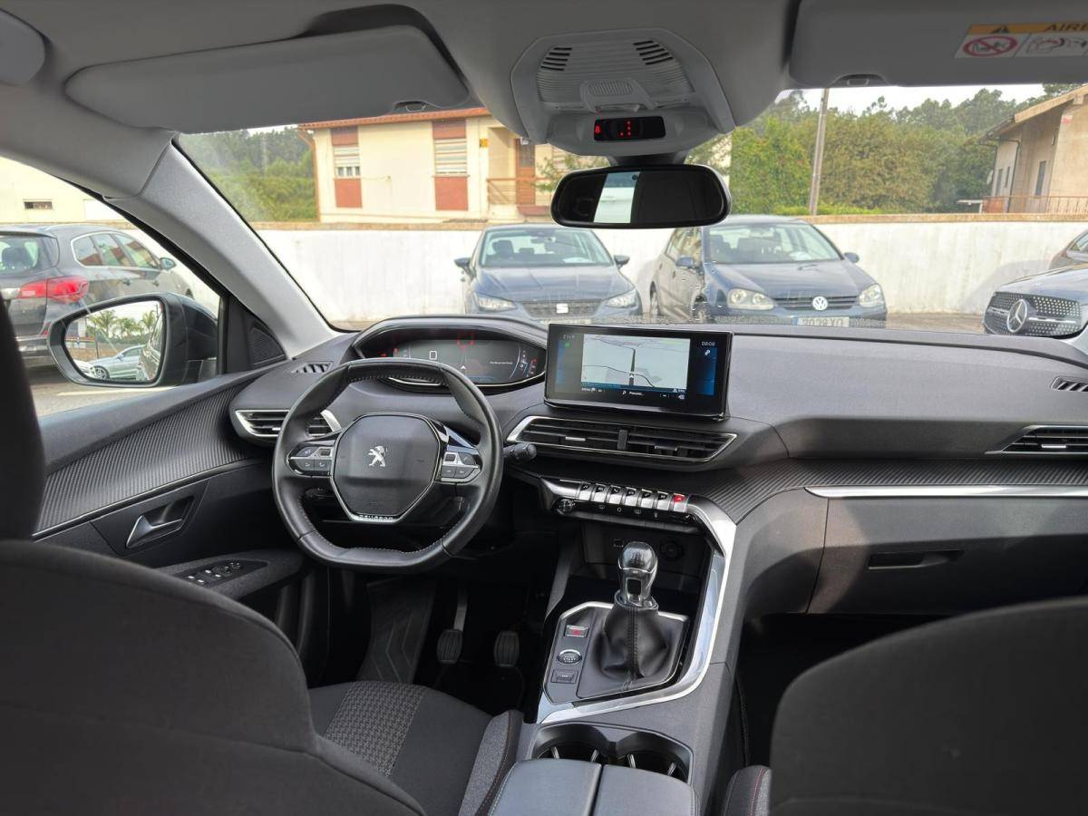 peugeot-3008-2022-diesel-1499cc